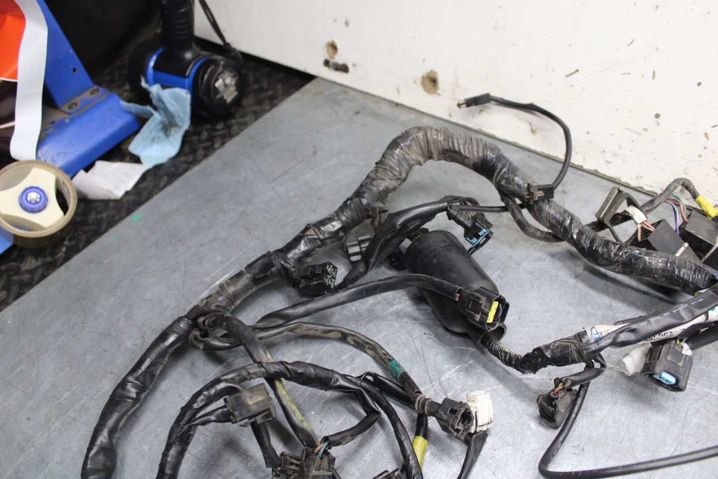 03-04 TRIUMPH DAYTONA 600 MAIN ENGINE WIRING HARNESS MOTOR WIRE LOOM BB745