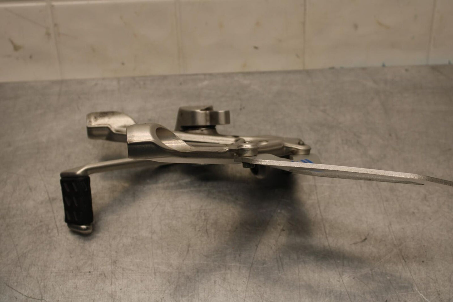 2013 Ducati 1199 Panigale LEFT REARSET REAR SET DRIVER FOOT PEG REST STOP BB581