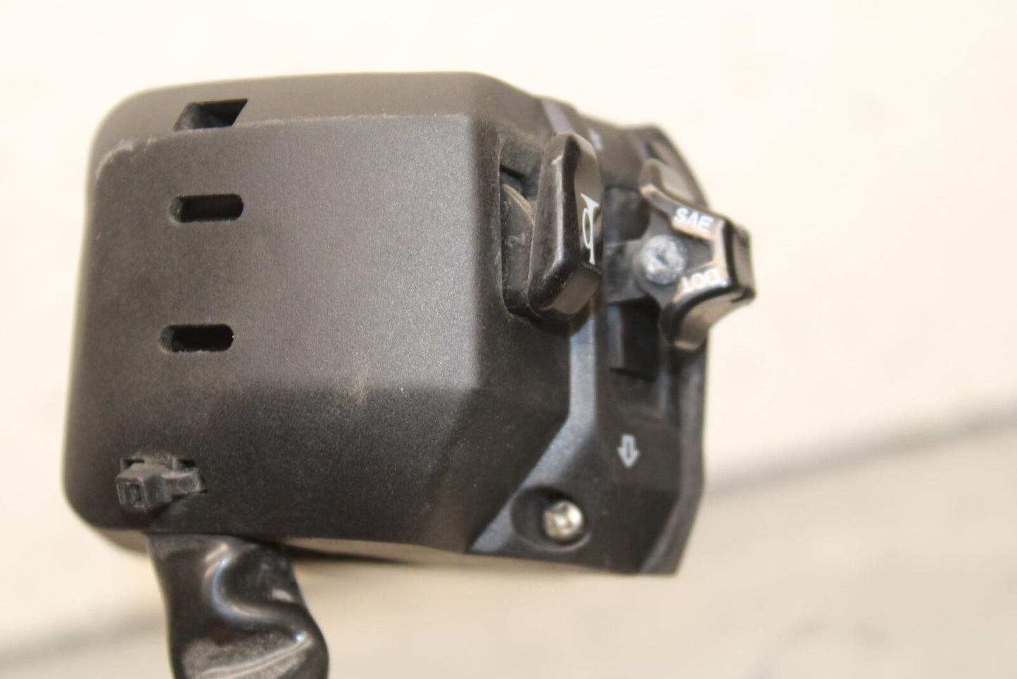 20-23 APRILIA RS660 LEFT CLIP ON HANDLE HORN SIGNALS SWITCH BB643