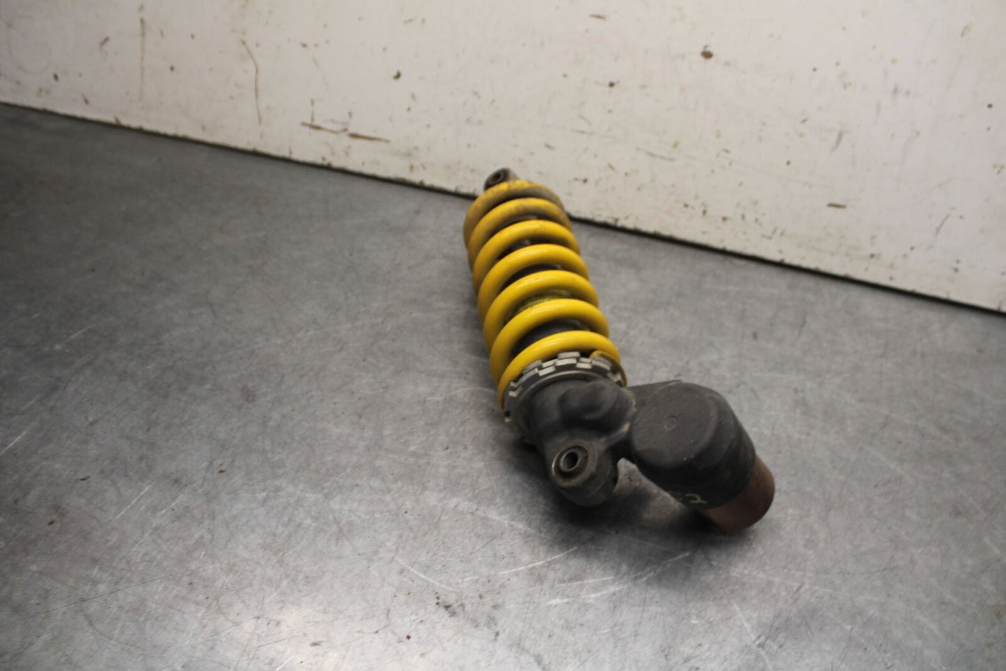 09-11 TRIUMPH DAYTONA 675 REAR BACK SHOCK ABSORBER SUSPENSION BB652
