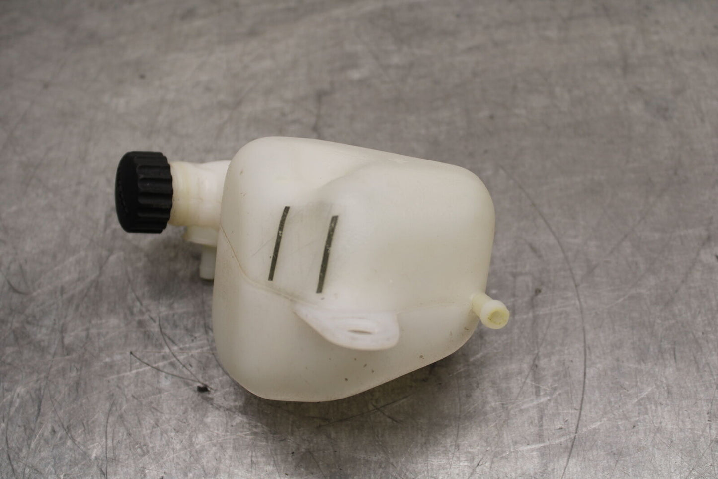 17-24 KTM 390 DUKE COOLANT WATER TANK RESERVOIR BOTTLE BB734