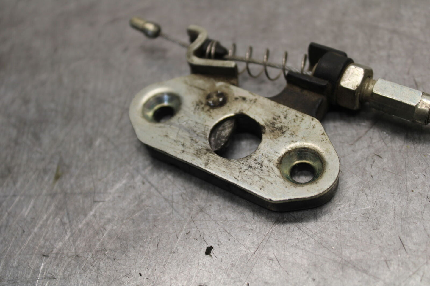 06-07 DUCATI MONSTER 695 REAR PASSENGER SEAT LATCH LOCK ASSEMBLY BB674