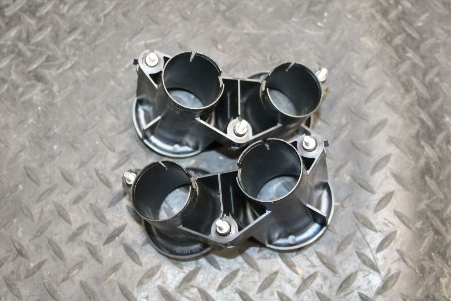 03-04 HONDA CBR600RR AIRBOX INTAKE VELOCITY STACKS BB200