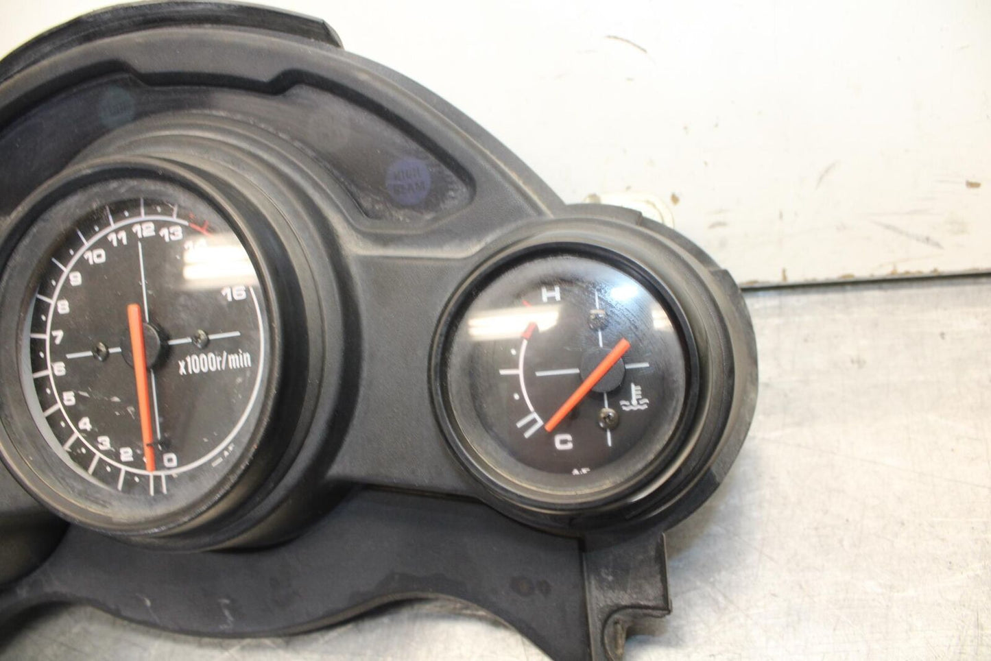 1995 Suzuki RF600R SPEEDO TACH GAUGES DISPLAY CLUSTER SPEEDOMETER BB615