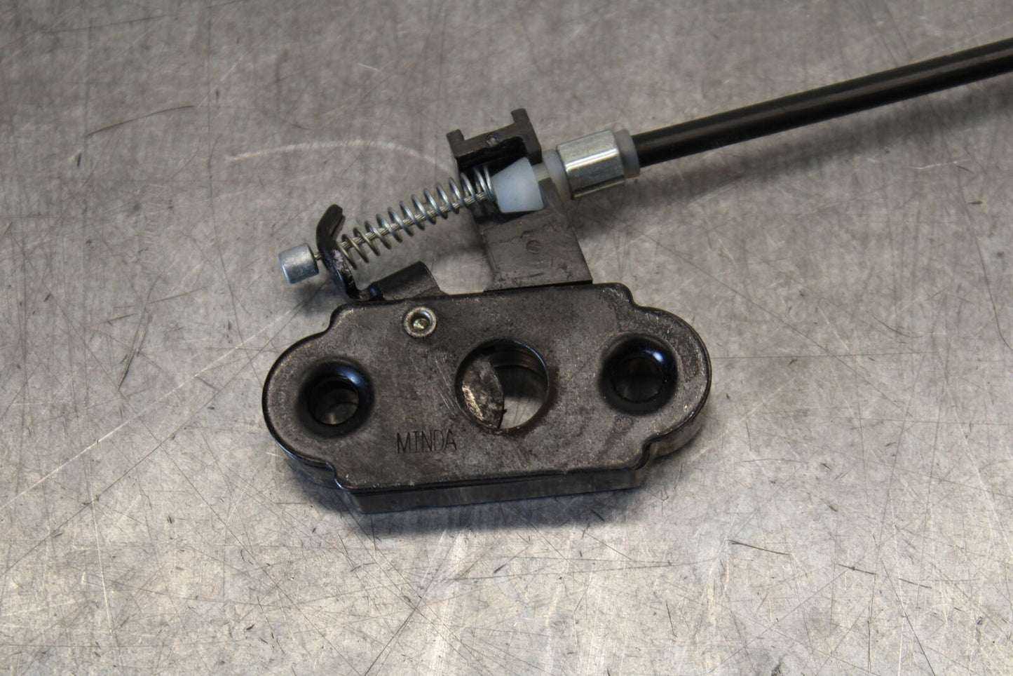 18-23 KAWASAKI NINJA 400 REAR PASSENGER SEAT LATCH LOCK ASSEMBLY BB679