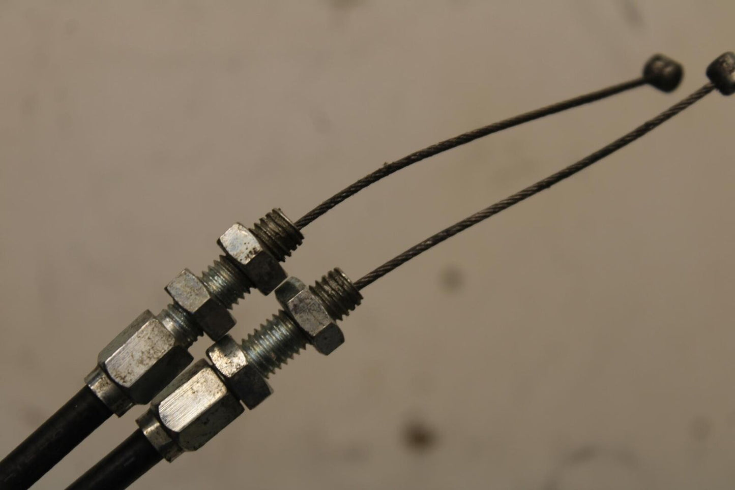 01-03 SUZUKI GSXR600 THROTTLE CABLES LINES BB639