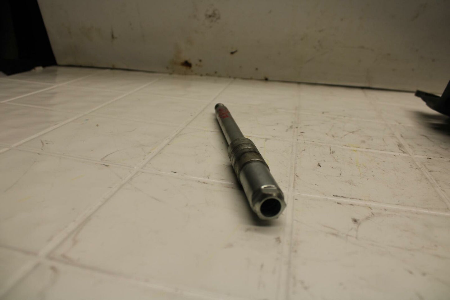 15-16 HONDA CB300F FRONT WHEEL RIM AXLE PIVOT BOLT BB05