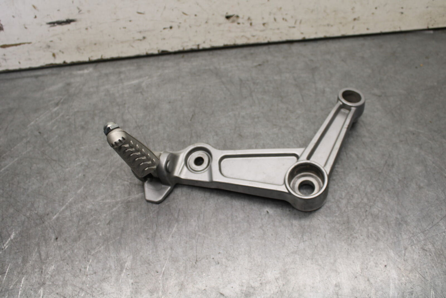 20-23 APRILIA RS660 LEFT REARSET REAR SET DRIVER FOOT PEG REST STOP BB667