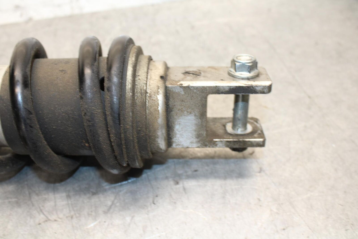 2001 Suzuki GSXR600 REAR BACK SHOCK ABSORBER SUSPENSION 62100-39F10 BB59