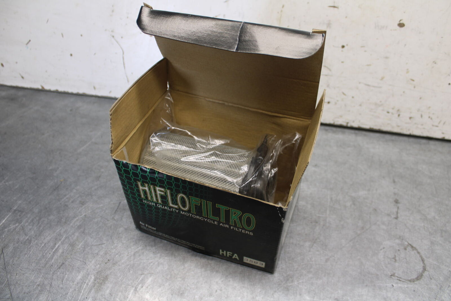 04-09 SUZUKI GS500F AIRBOX AIR INTAKE FILTER BB261