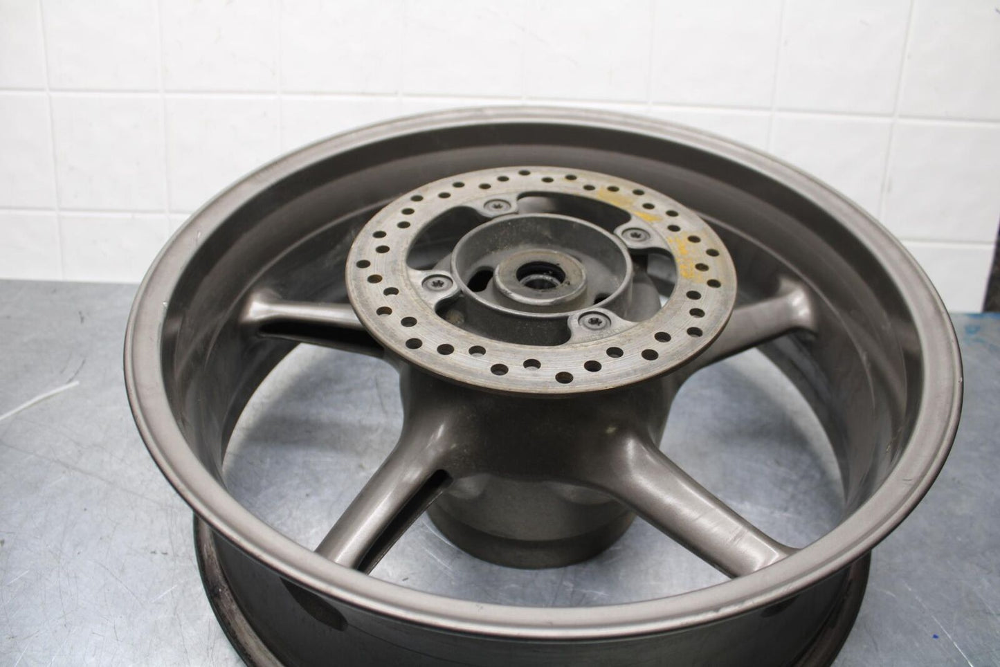 2009 Triumph Daytona 675 WHEEL AND REAR ROTOR BACK BRAKE DISC BB584