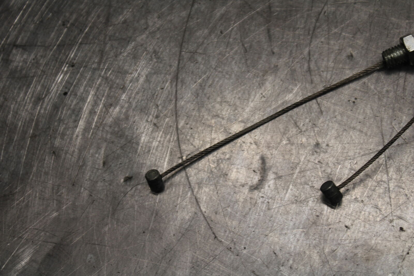 01-02 SUZUKI GSXR1000 THROTTLE CABLES LINES BB113