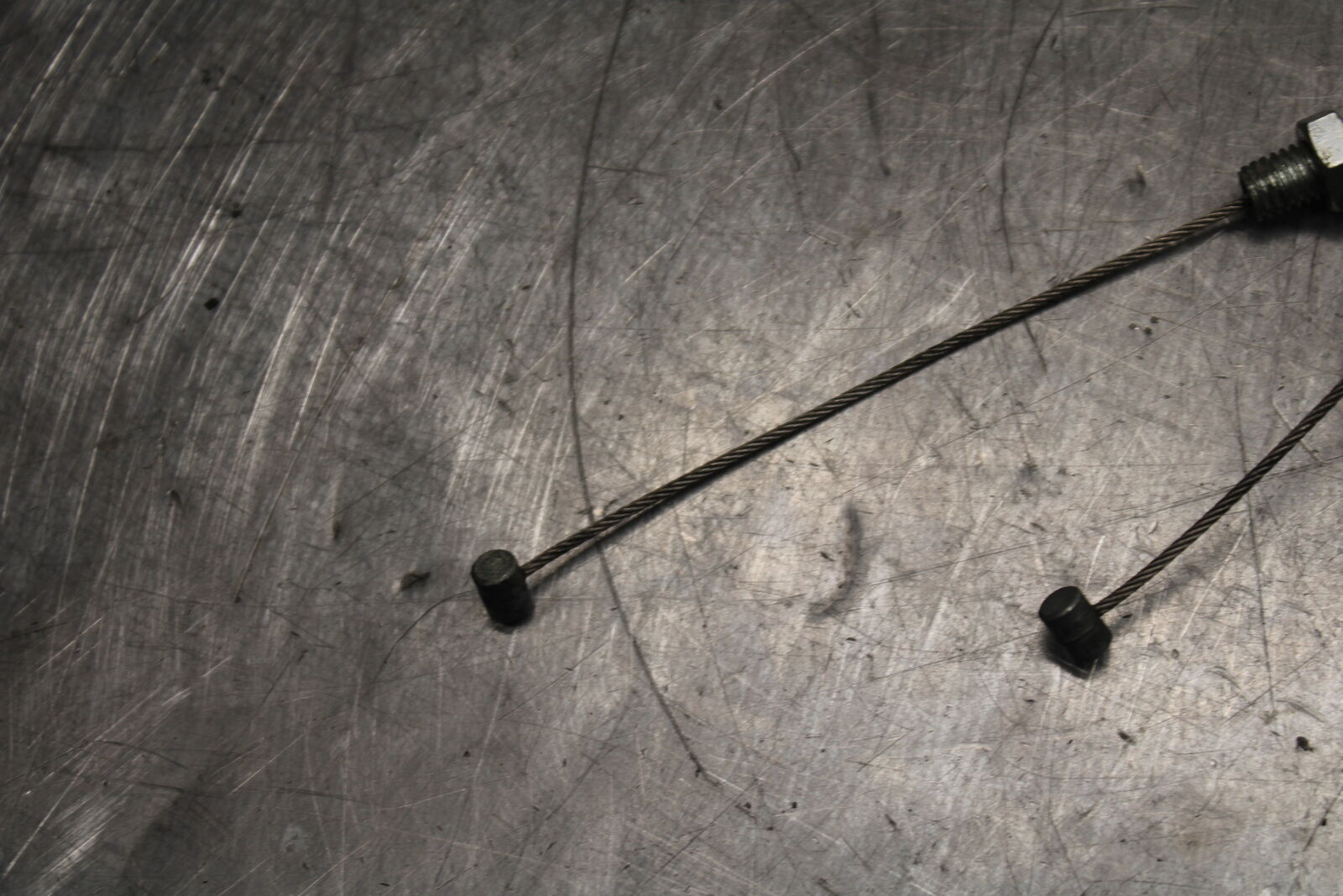 01-02 SUZUKI GSXR1000 THROTTLE CABLES LINES BB113