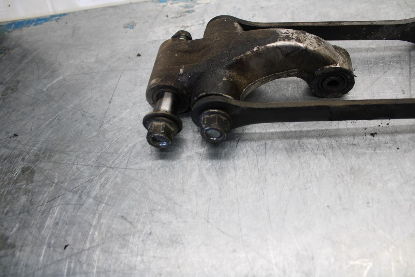 91-92 SUZUKI GSXR1100 GSXR 1100M REAR DOGBONE SHOCK LINKAGE LINK BB435
