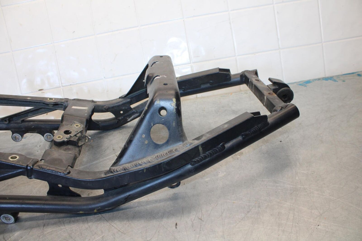2006 Triumph Daytona 675 Triple REAR SUBFRAME BACK SUB FRAME BB434
