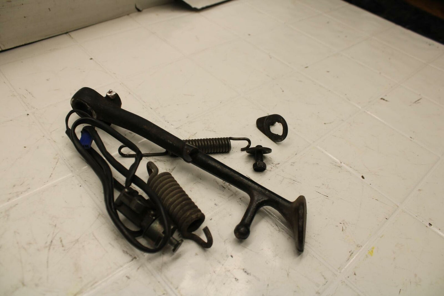 91-96 YAMAHA FJ1200A ABS KICKSTAND SIDE KICK STAND BB07