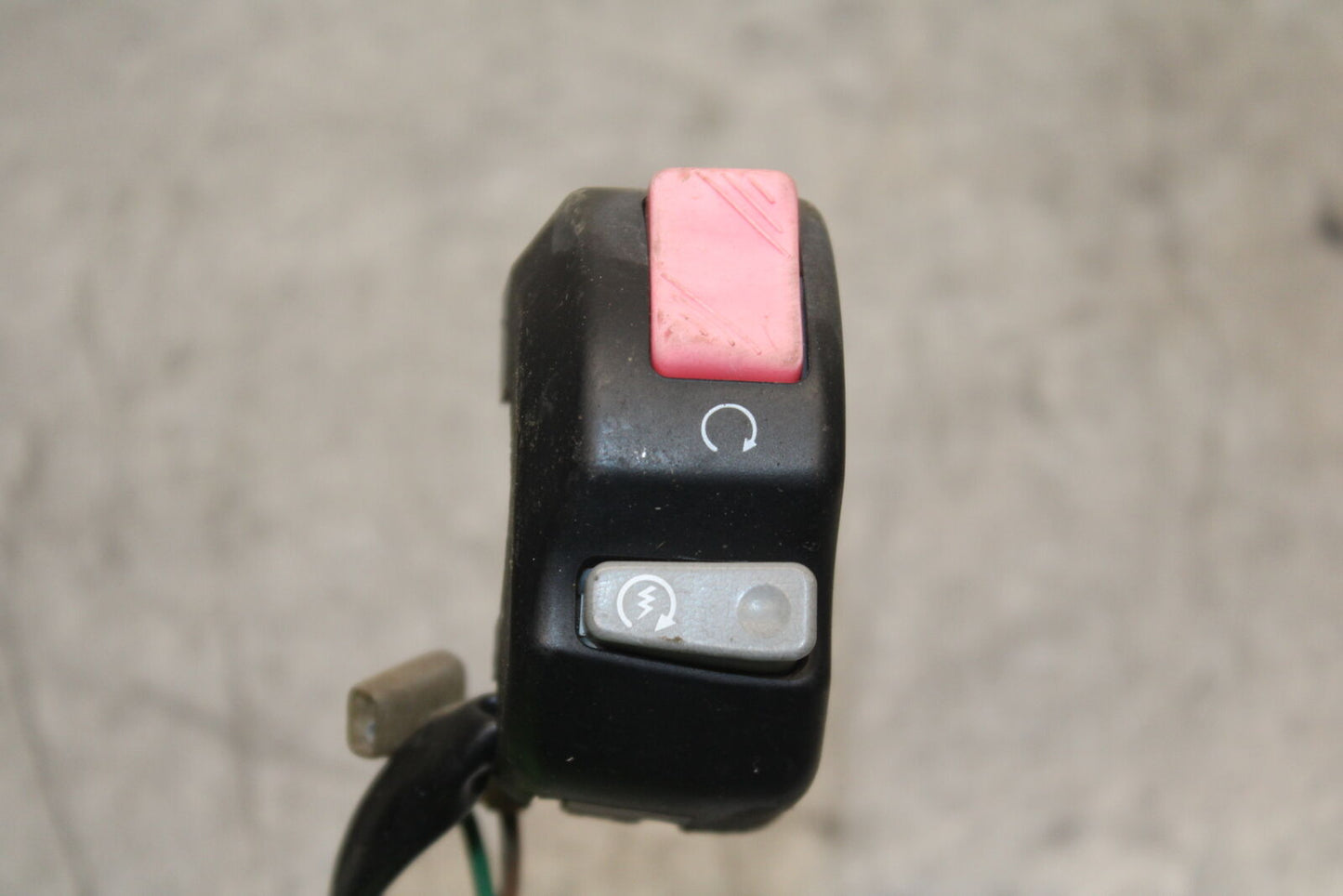 96-07 YAMAHA YZF600R RIGHT CLIP ON HANDLE KILL OFF START SWITCH SWITCHES BB746