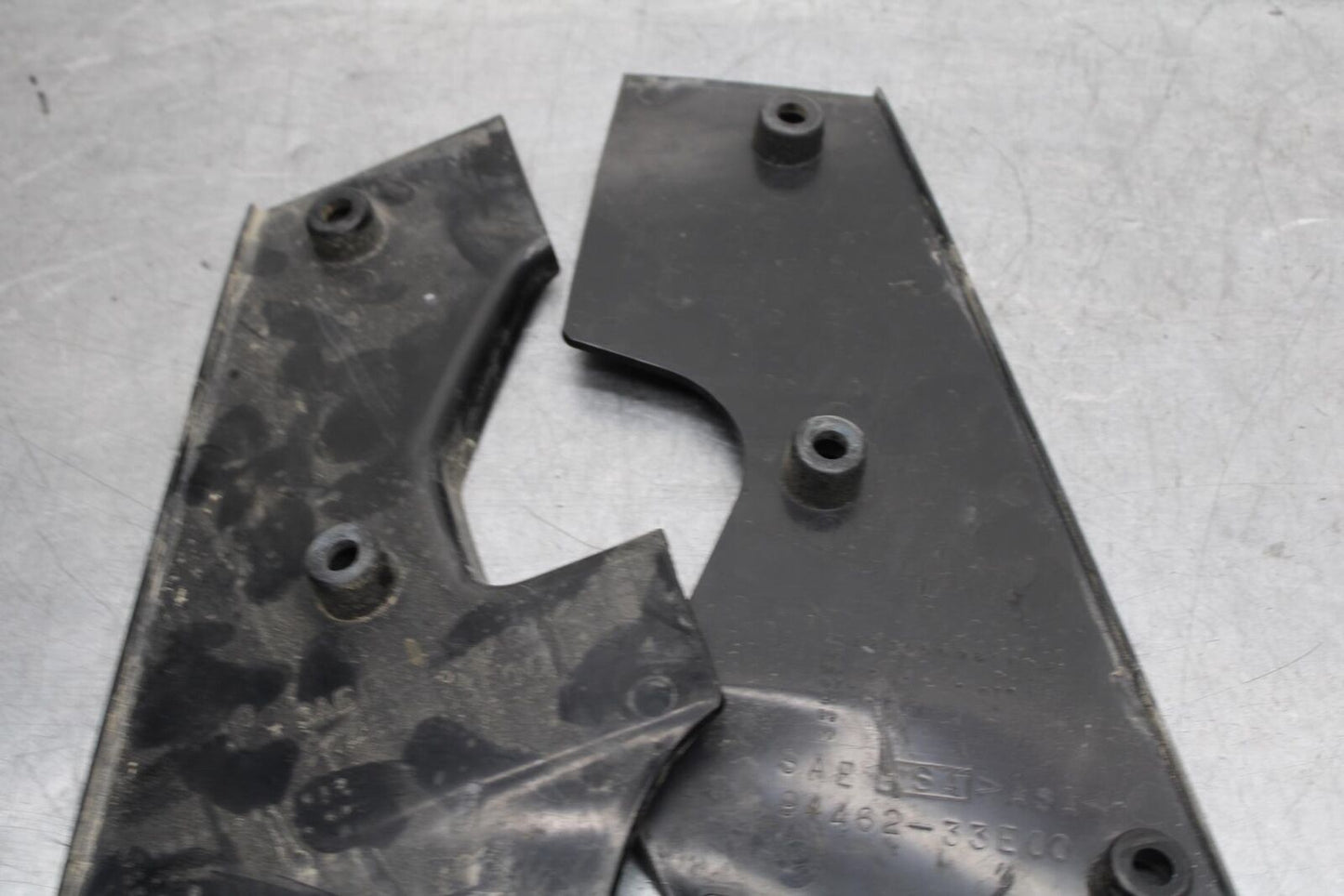 1999 Suzuki GSXR600 LEFT INNER FAIRING COWL PANEL TRIM OEM BB580