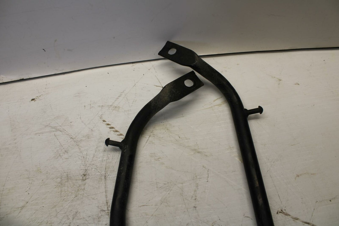 04-09 SUZUKI GS500F PASSENGER REAR  GRAB BAR HANDLE SET 46211C01D00JETN BB261