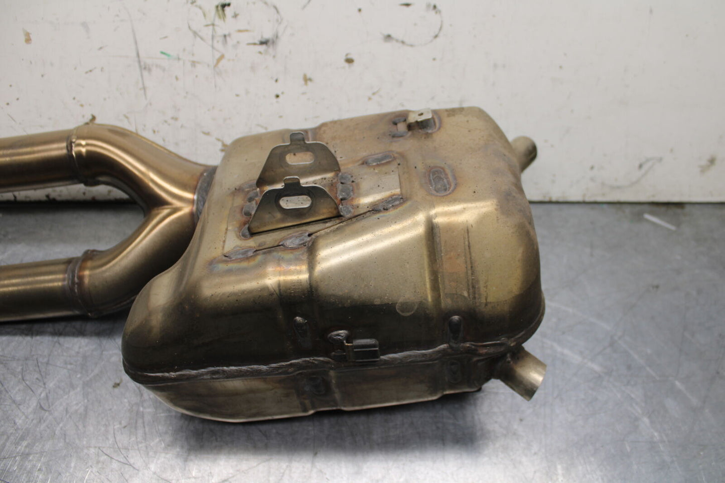 21-24 APRILIA TUONO 660 FACTORY FULL EXHAUST SYSTEM HEADERS PIPE MUFFLER BB733