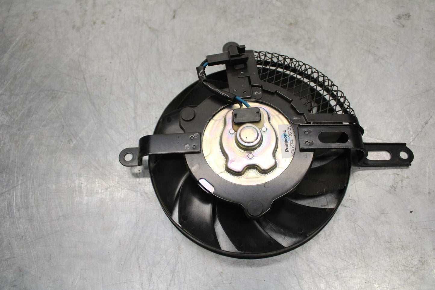 2012 Suzuki GSXR600 ENGINE RADIATOR COOLING FAN MOTOR BB417