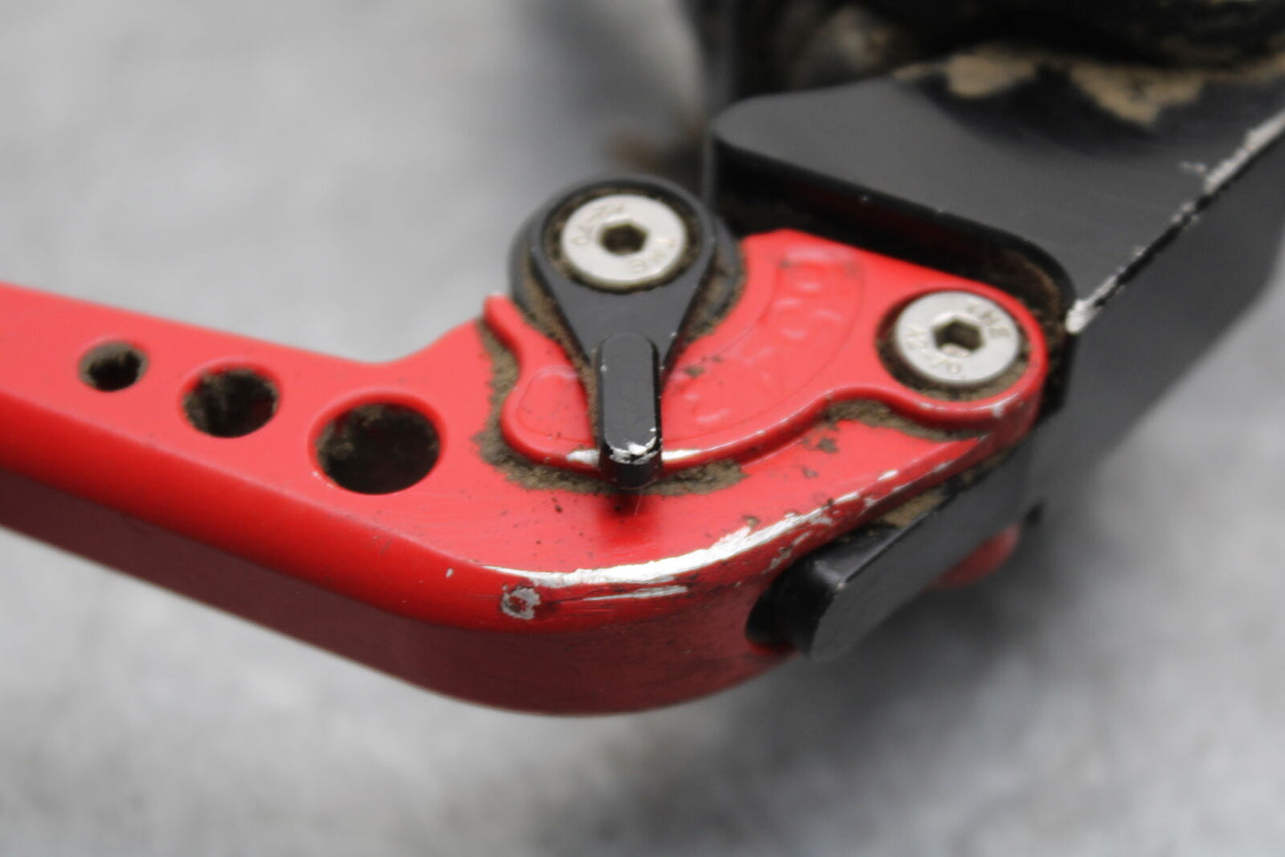 09-11 TRIUMPH DAYTONA 675 FRONT BRAKE MASTER CYLINDER w/ LEVER BB652
