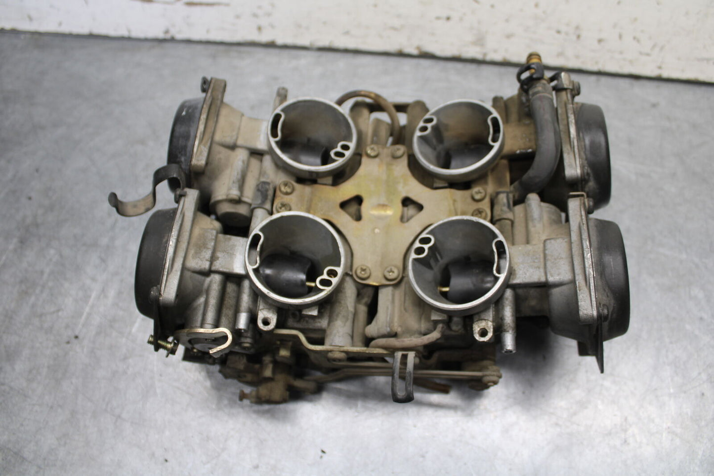 85-86 SUZUKI MADURA 1200 CARB CARBURETOR BB691