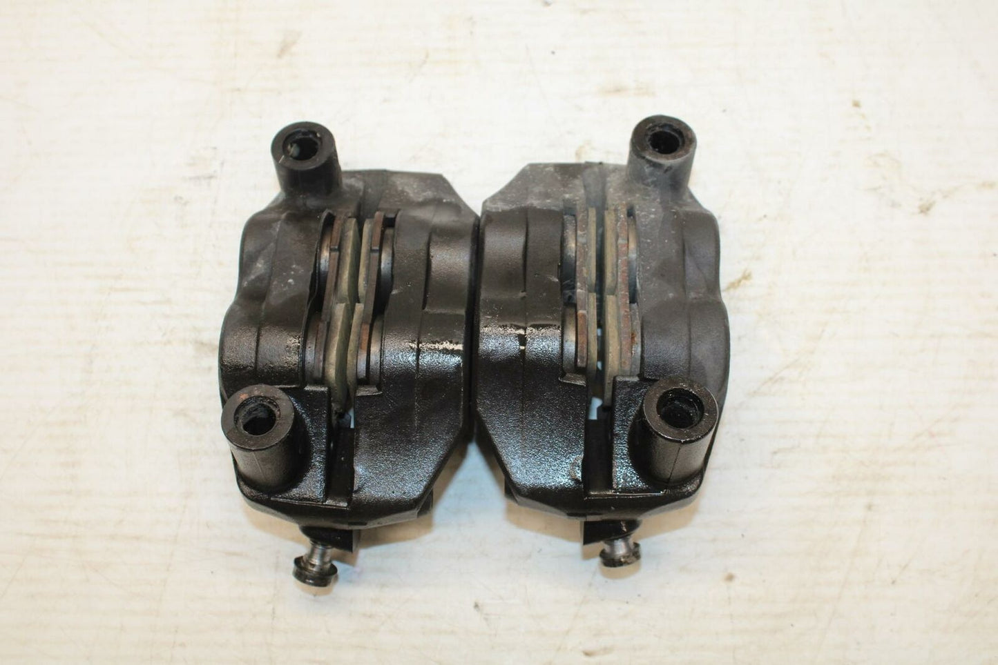 07-16 TRIUMPH STREET TRIPLE RIGHT LEFT FRONT BRAKE CALIPER SET PAIR BB356