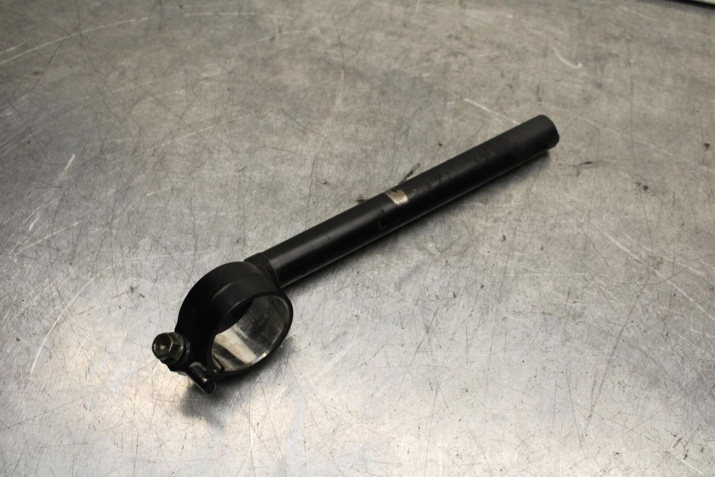 01-06 HONDA CBR600F4I RIGHT CLIP ON HANDLEBAR 53100-MBW-D20 BB626
