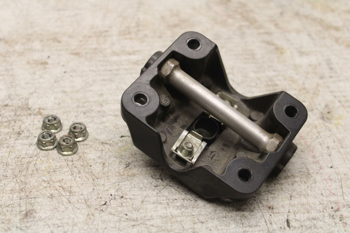 08-10 DUCATI 848 FRONT TAIL MOUNTING BRACKET MOUNT BB369
