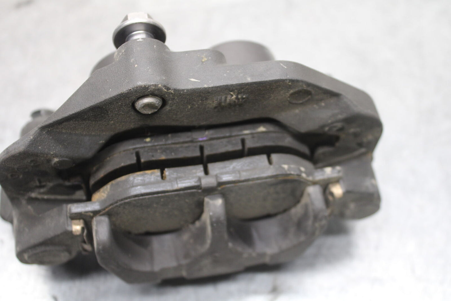 17-24 YAMAHA BOLT XVS950 LEFT FRONT BRAKE CALIPER BB729