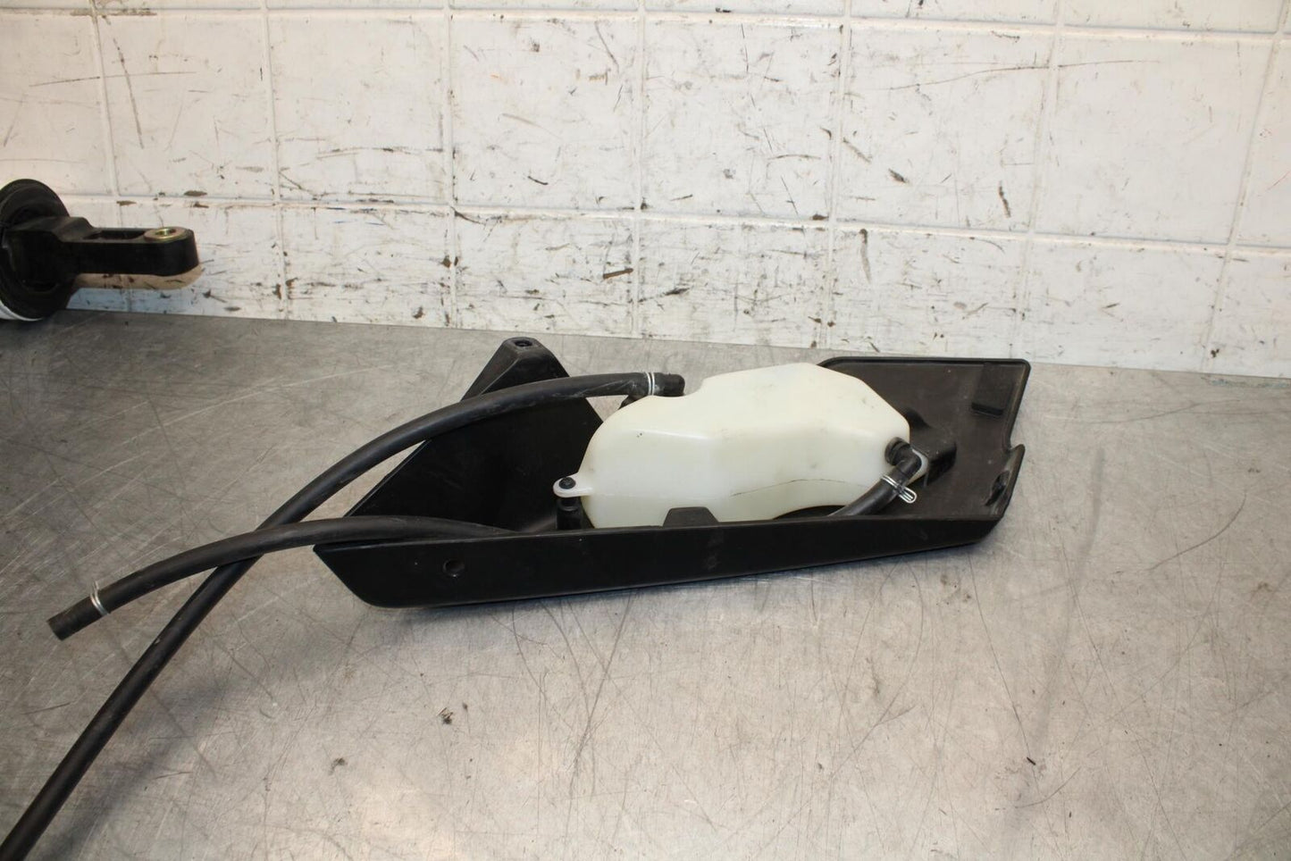 19-20 KTM 790 DUKE 790 COOLANT WATER TANK RESERVOIR BOTTLE BB570