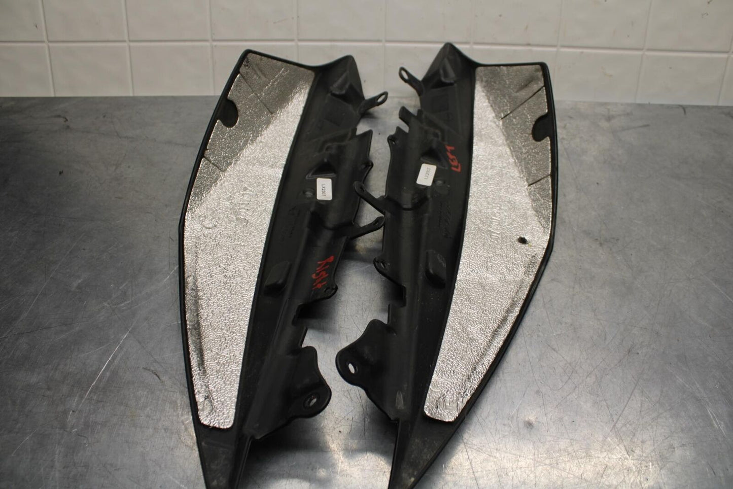 07-11 KTM 990 SUPER DUKE RIGHT LEFT REAR SIDE SEAT PANELS TRIMS COWLS BB578