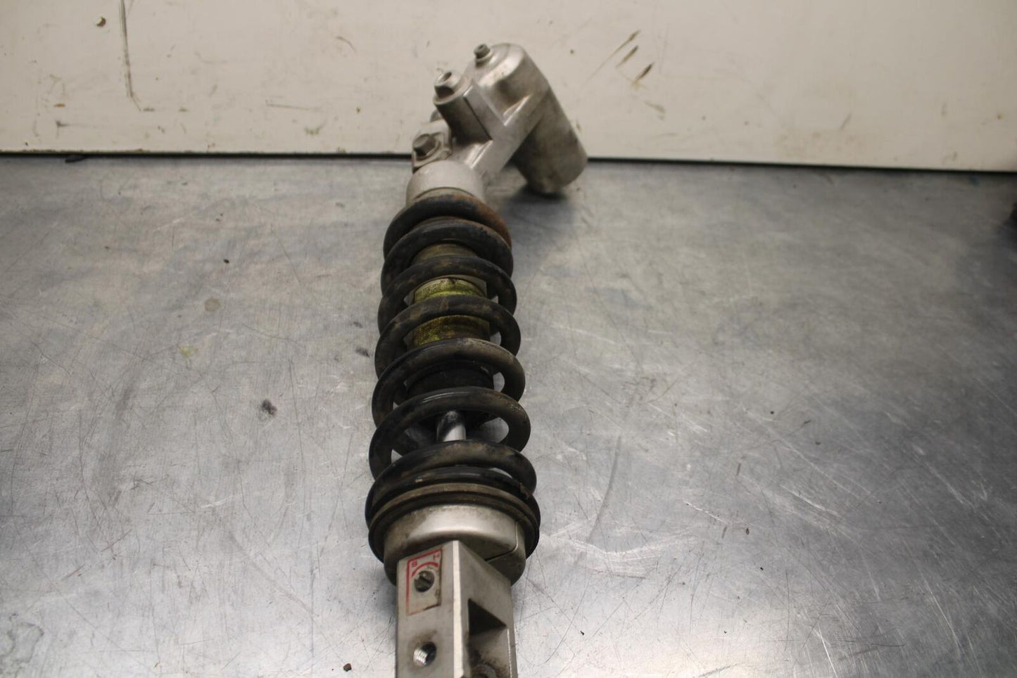 1999 Suzuki GSXR600 REAR BACK SHOCK ABSORBER SUSPENSION 62100-34E21 BB608