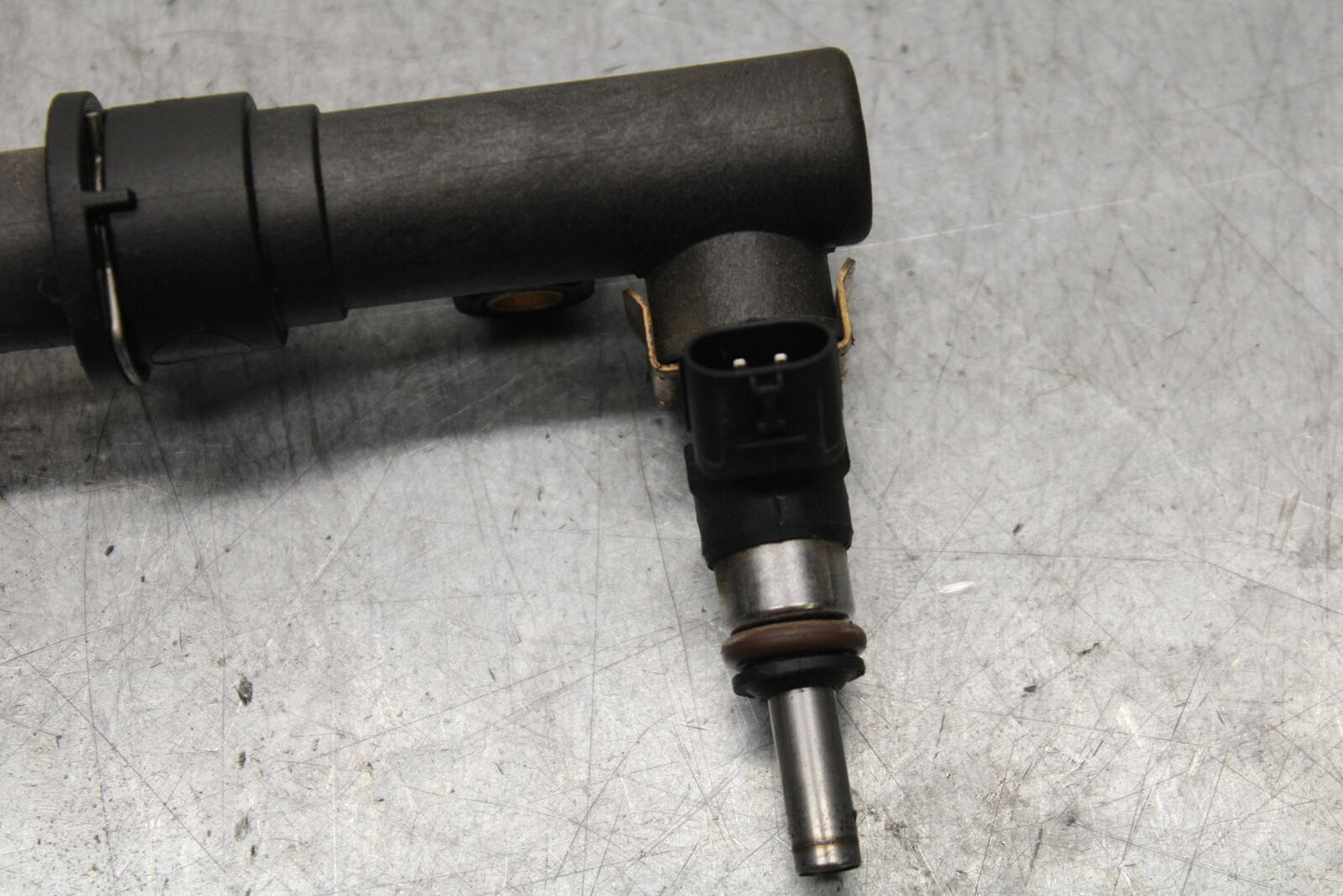 19-21 TRIUMPH SPEED TWIN 1200 MAIN FUEL INJECTORS BB653