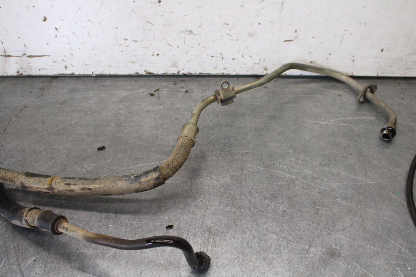01-05 YAMAHA RAPTOR 660R OIL HOSE LINE TUBE PIPE BB695