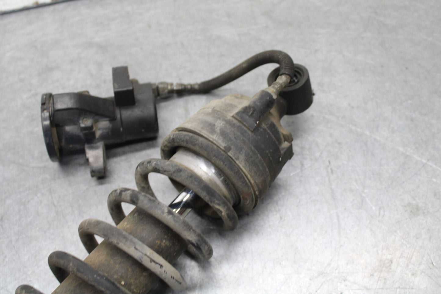 85-86 SUZUKI MADURA 1200 REAR BACK SHOCK ABSORBER BB691