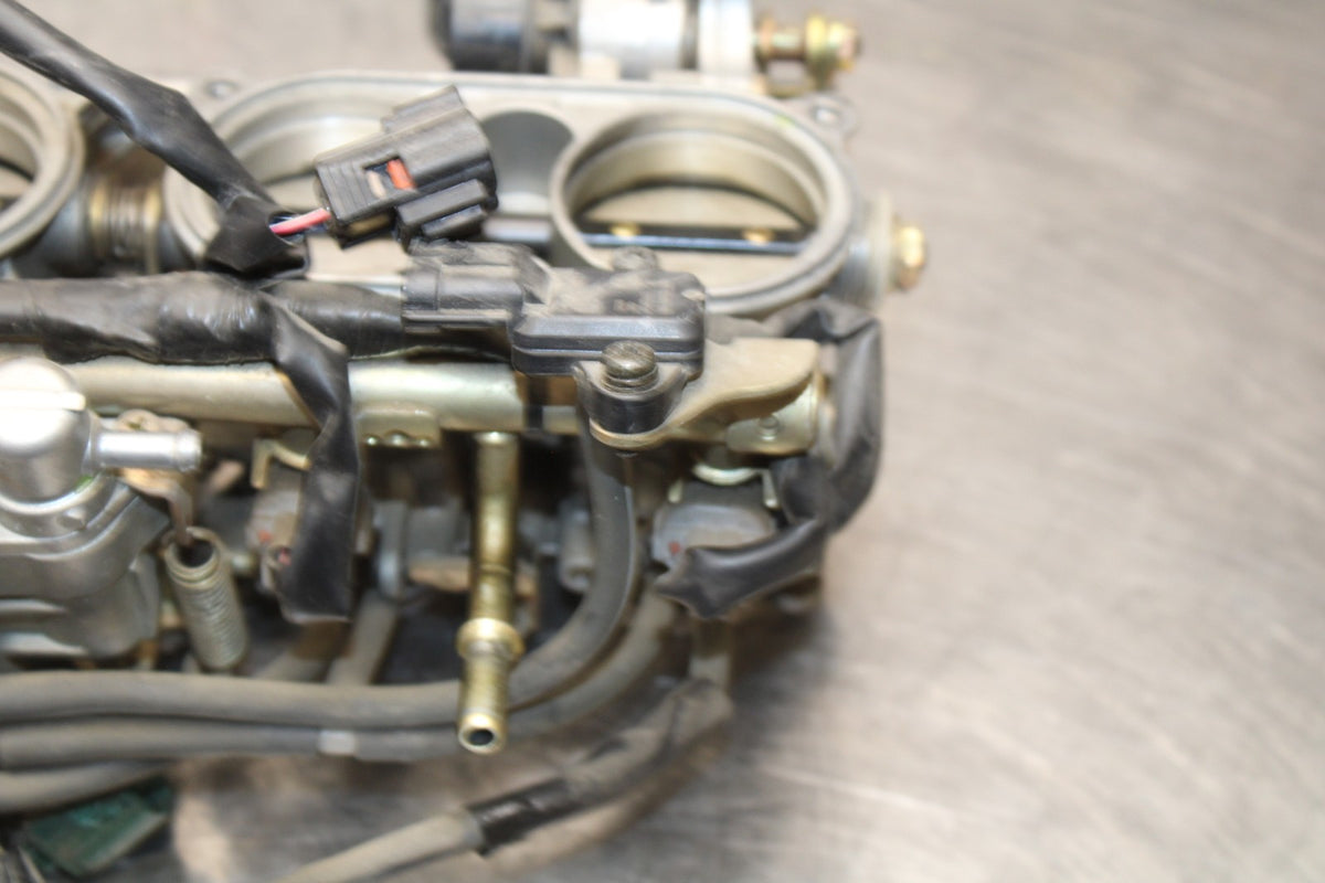 04-05 YAMAHA YZF R1 MAIN FUEL INJECTORS / THROTTLE BODIES BB173