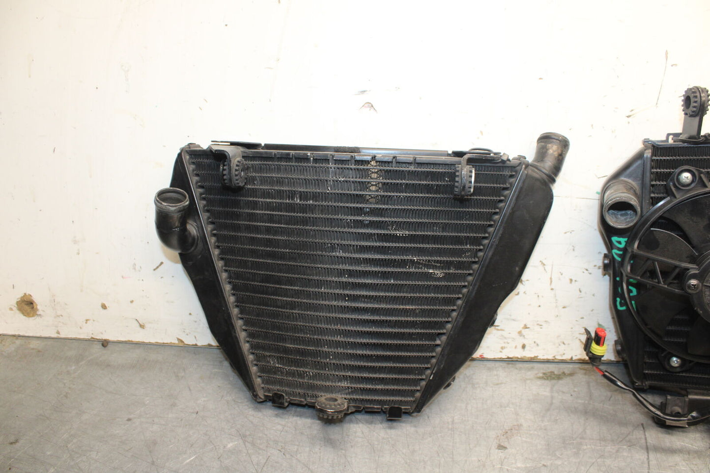 12-13 DUCATI STREETFIGHTER 848 ENGINE RADIATOR MOTOR COOLER SET PAIR BB705