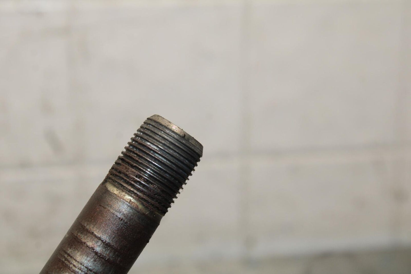1997 Suzuki Bandit 1200 GSF1200S FRONT WHEEL RIM AXLE PIVOT BOLT BB559
