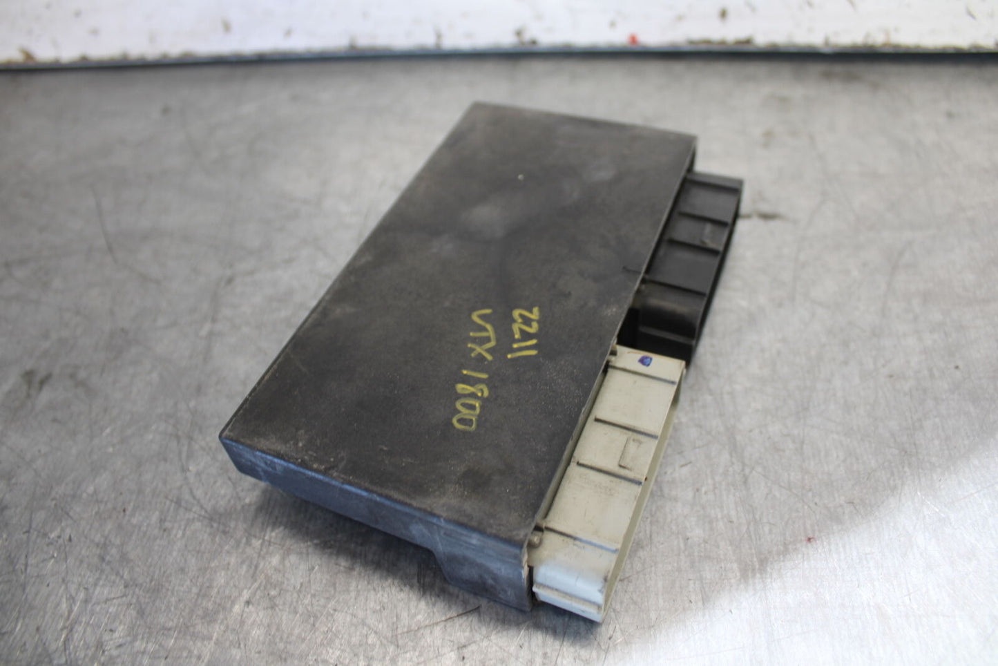 02-04 HONDA VTX1800S ECU COMPUTER CONTROLLER UNIT BLACK BOX ECM CDI BB712