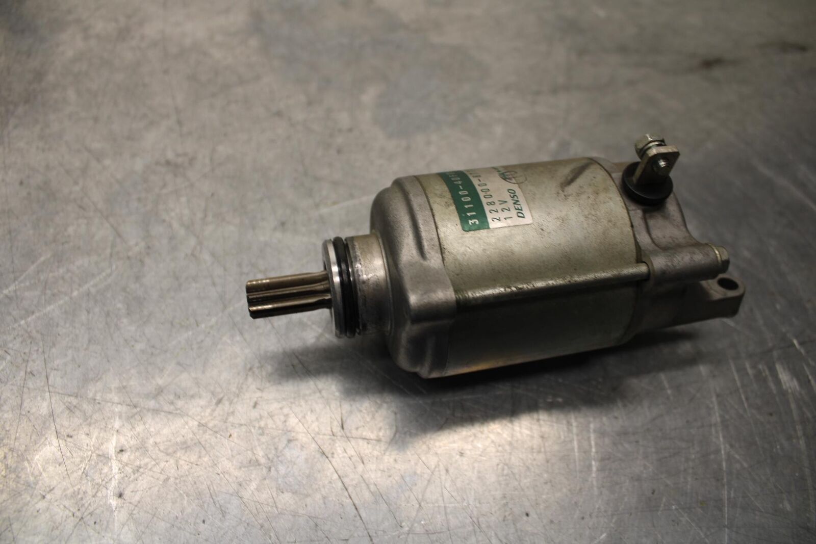 01 SUZUKI GSXR1000 ENGINE STARTING STARTER MOTOR -DC 12V 1100-40F00 BB100