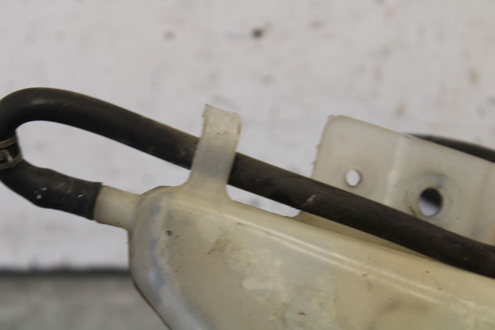 03-07 SUZUKI SV1000S COOLANT WATER TANK RESERVOIR BOTTLE BB657