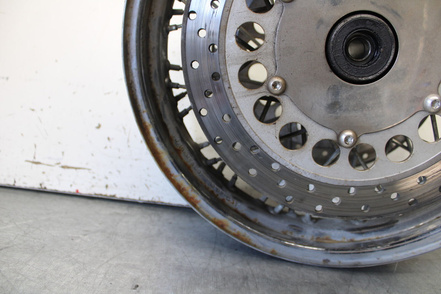99-00 YAMAHA V STAR 1100 FRONT WHEEL FRONT RIM BB711