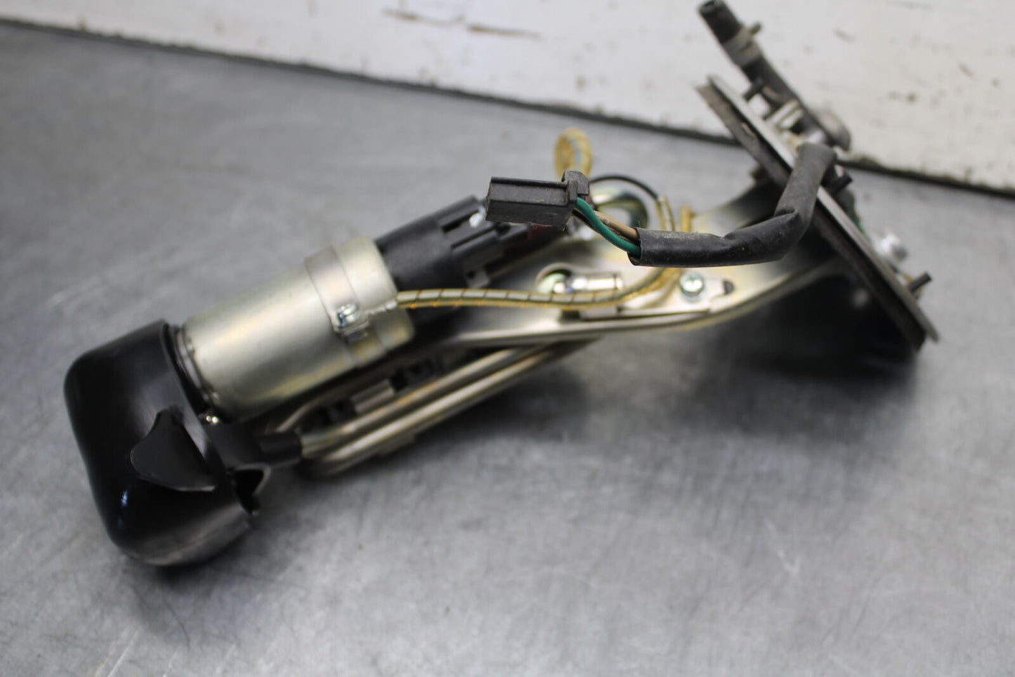 04-12 HONDA ST1300A FUEL GAS PUMP (ITEM B) BB669