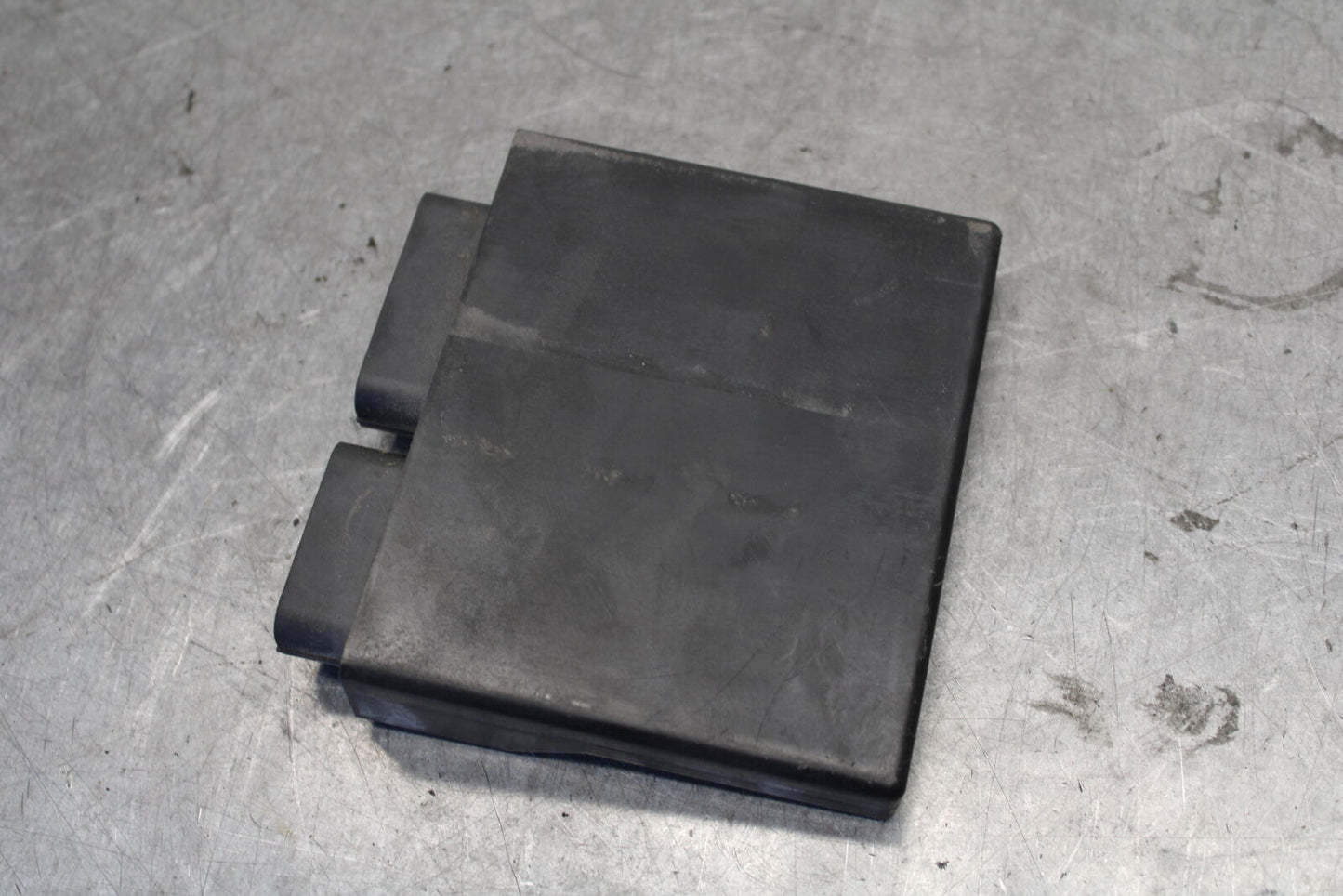 04 SUZUKI GSXR600 ECU CONTROLLER UNIT BLACK BOX ECM CDI 32920-29G20 BB676