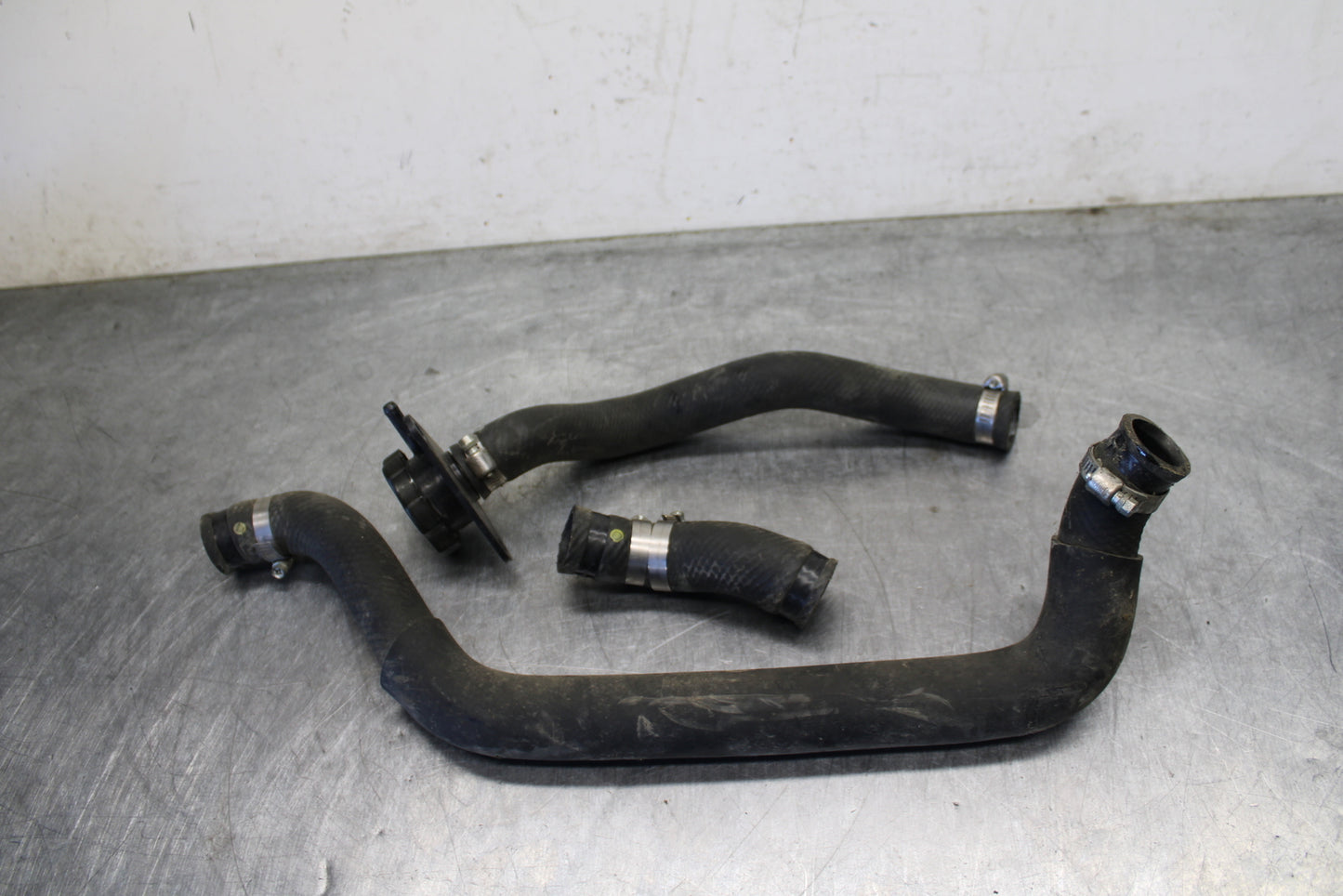 04 SUZUKI INTRUDER 800 RADIATOR HOSES ENGINE COOLANT WATER PIPES HOSE SET BB758