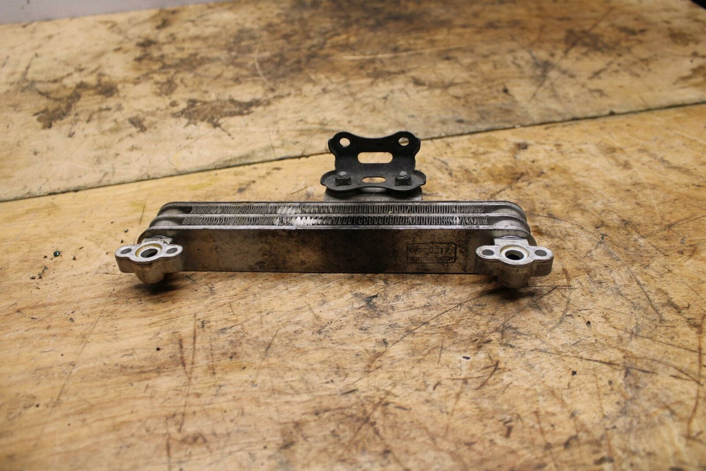 98-05 HONDA SUPER HAWK 1000 VTR1000F ENGINE MOTOR OIL COOLER BB341
