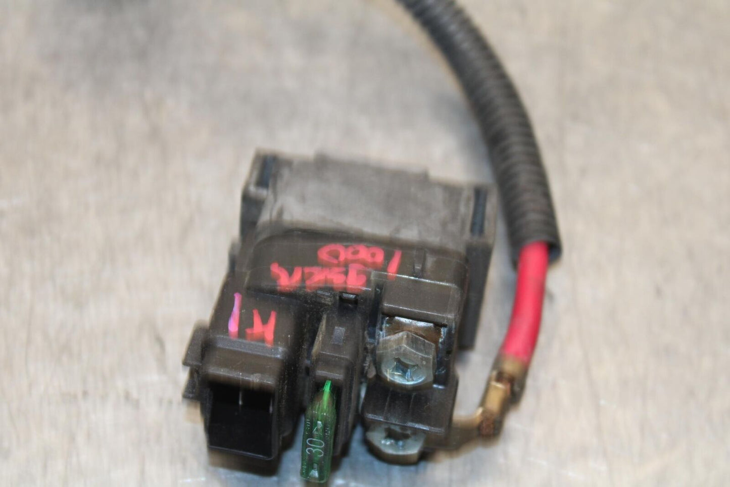 01 SUZUKI GSXR1000 ENGINE STARTER RELAY  MOTOR SWITCH 31800-35F00 BB100 #B