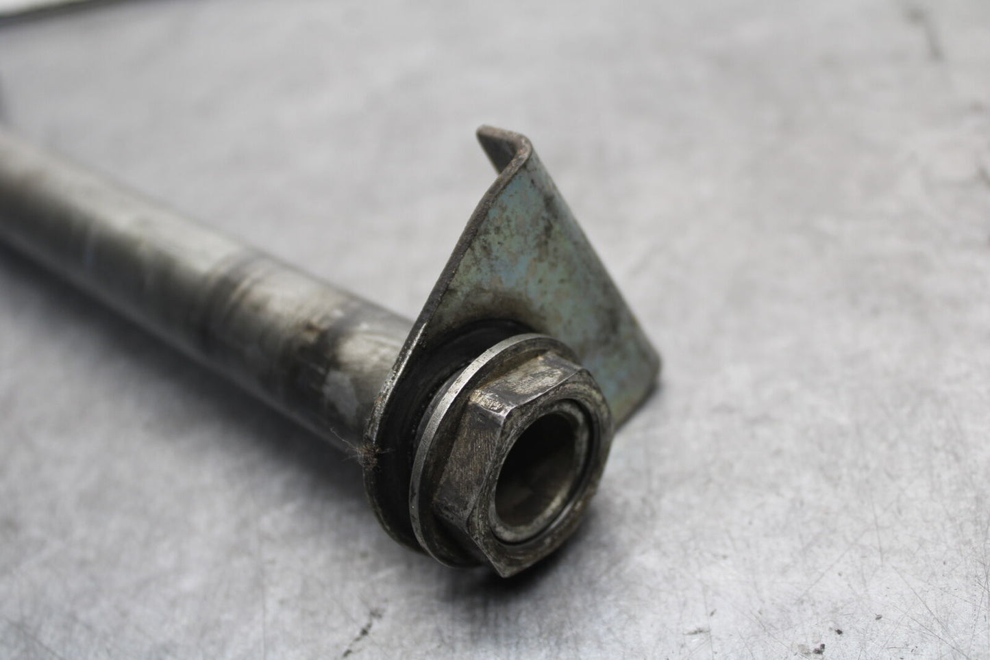 06-07 DUCATI MONSTER 695 REAR AXLE BACK WHEEL RIM PIVOT BOLT AXEL BB674